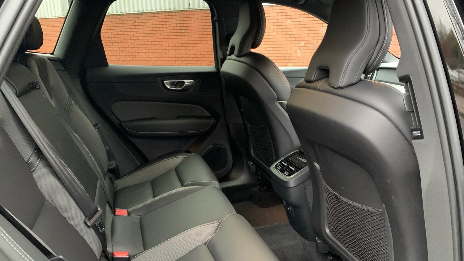 Used Volvo XC60 2023 for sale - 77468258: Photo 6