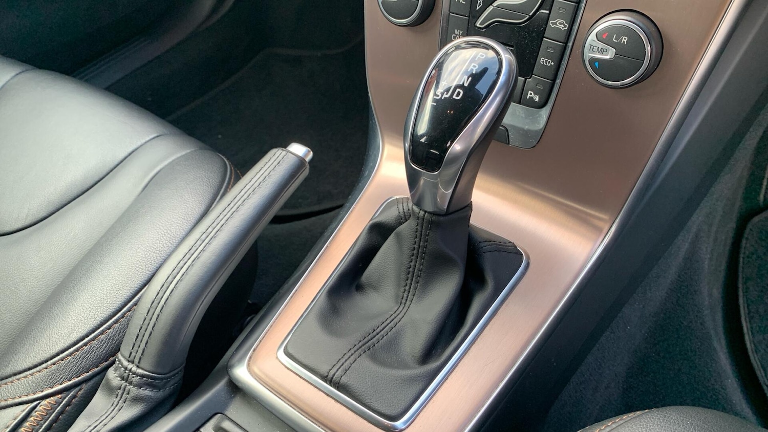 Used Volvo V40 Cross Country for sale - 77824087: Photo 26