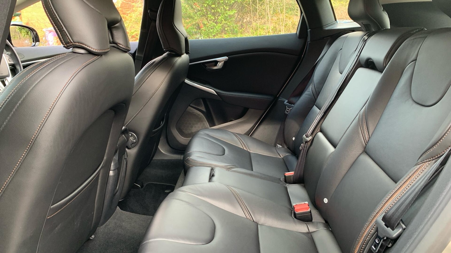 Used Volvo V40 Cross Country for sale - 77824087: Photo 33