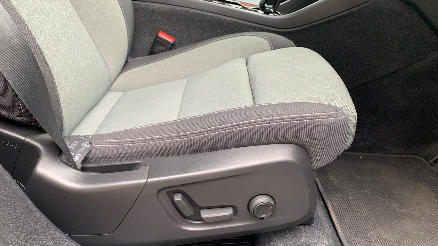 Used Volvo XC40 2022 for sale - 76370591: Photo 31