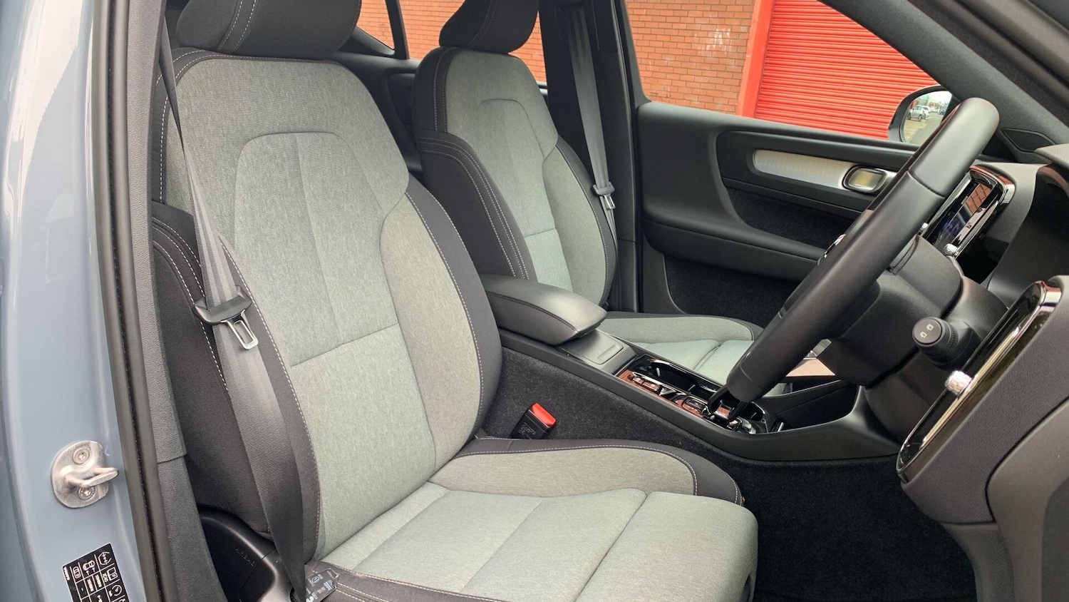 Used Volvo XC40 2022 for sale - 76370591: Photo 32