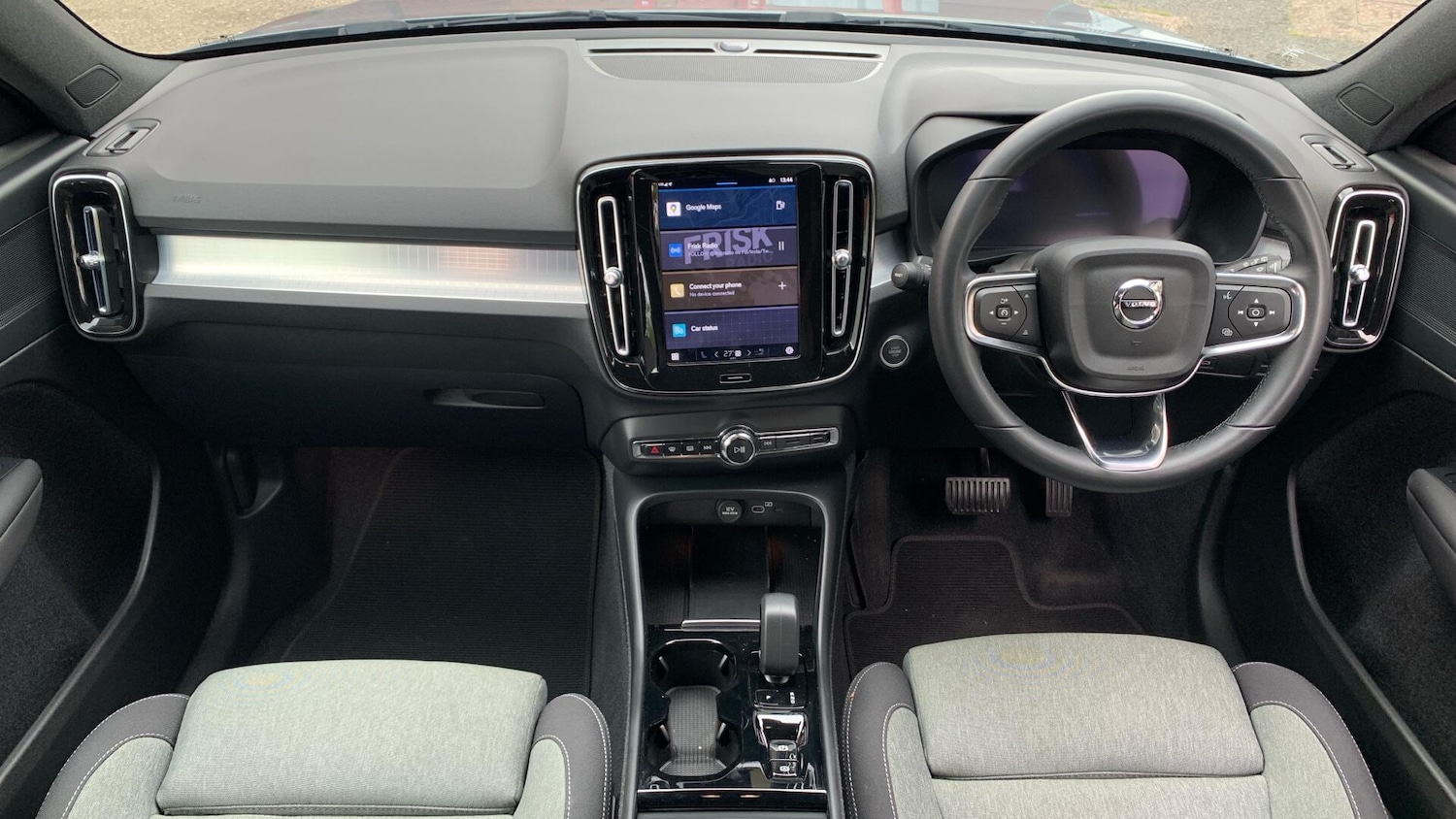 Used Volvo XC40 2022 for sale - 76370591: Photo 6