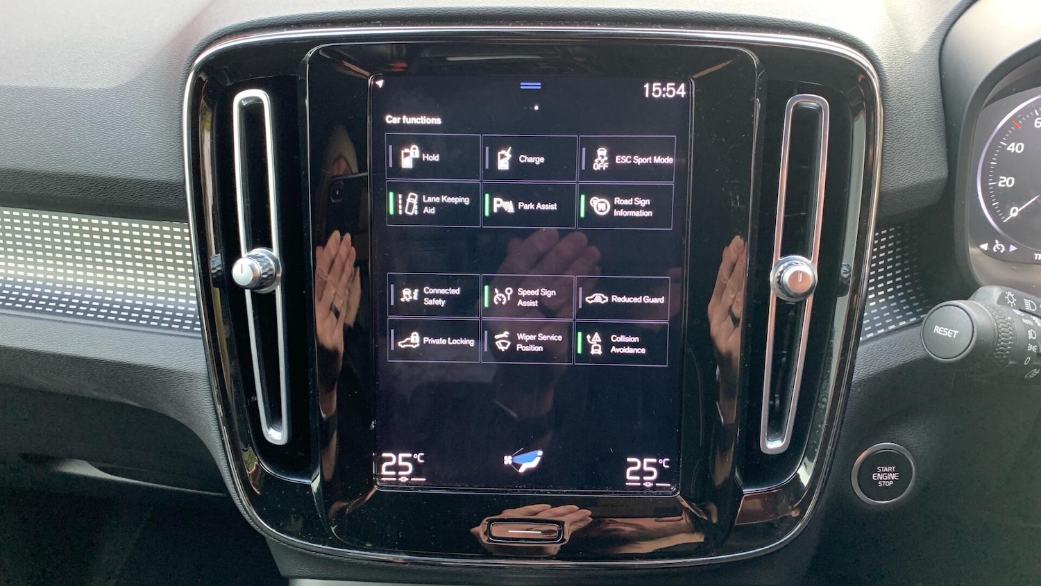 Used Volvo XC40 2021 for sale - 77695433: Photo 17