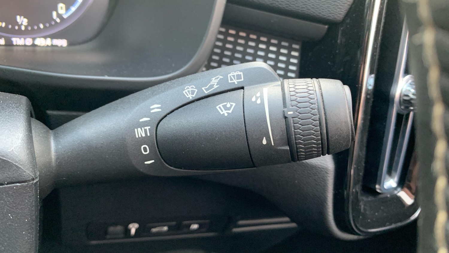 Used Volvo XC40 2021 for sale - 77695433: Photo 23