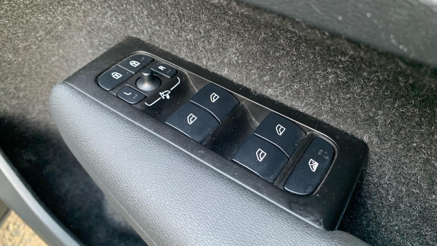 Used Volvo XC40 2021 for sale - 77695433: Photo 24