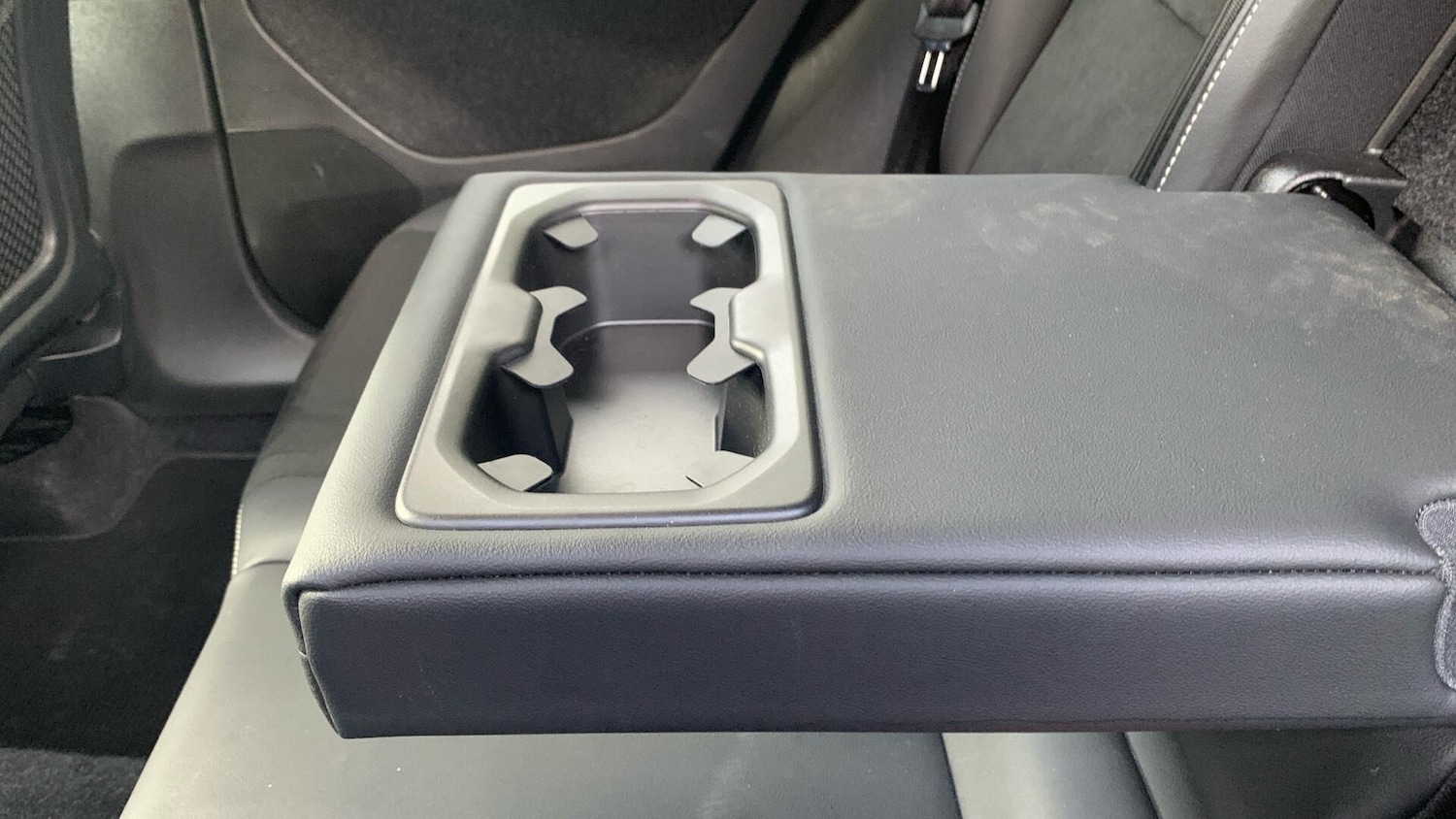 Used Volvo XC40 2021 for sale - 77695433: Photo 34