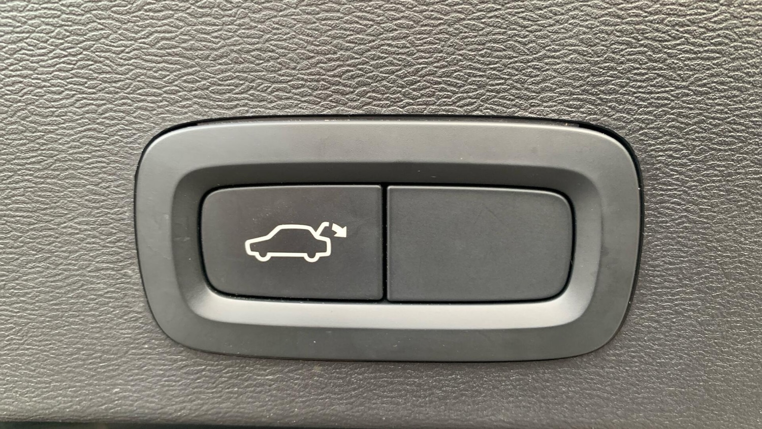 Used Volvo XC40 2021 for sale - 77695433: Photo 35