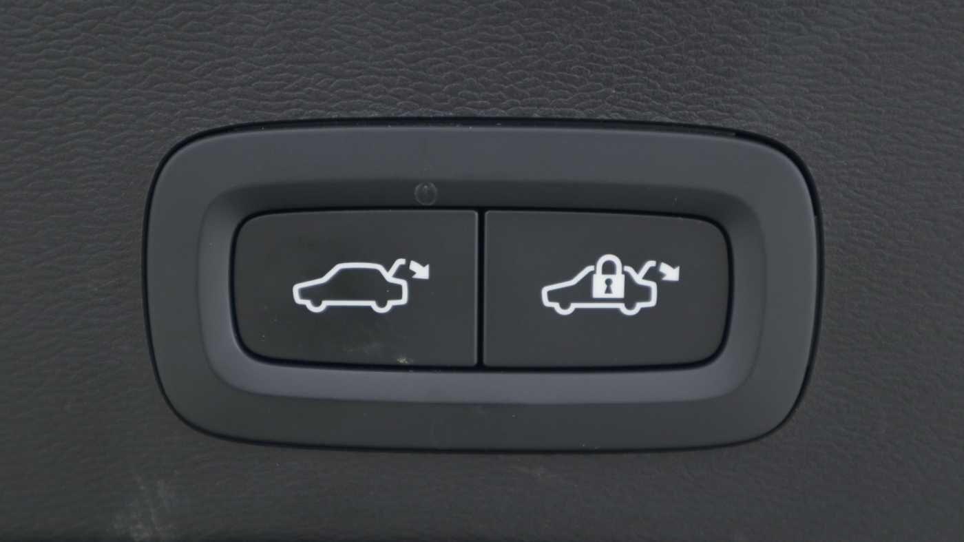 Used Volvo XC40 2024 for sale - 76349830: Photo 18