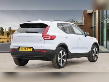 Used Volvo XC40 2024 for sale - 76349830: Photo