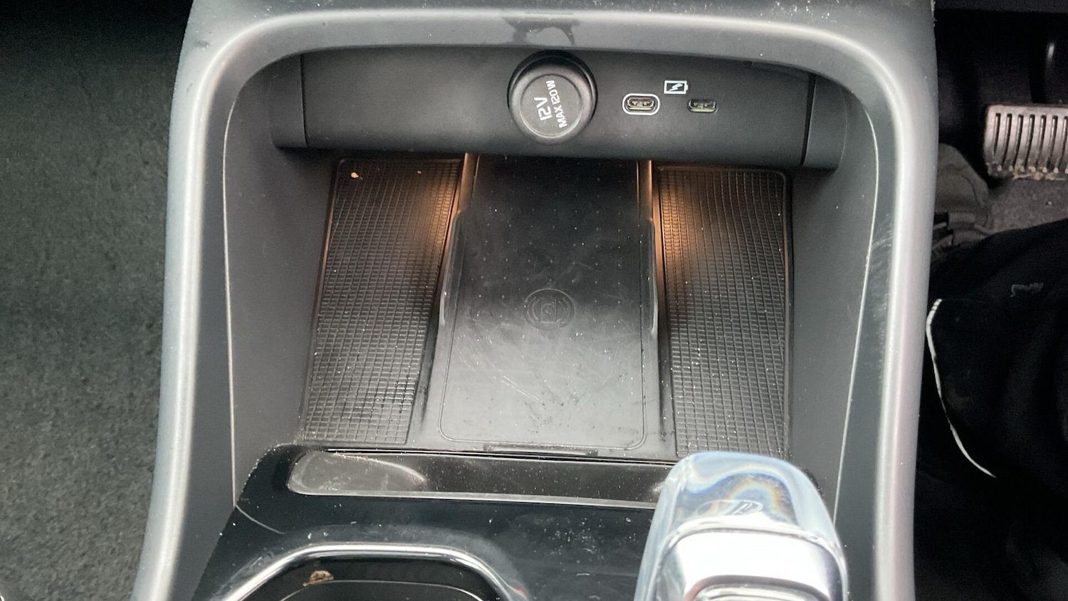 Used Volvo XC40 2025 for sale - 76825232: Photo 15