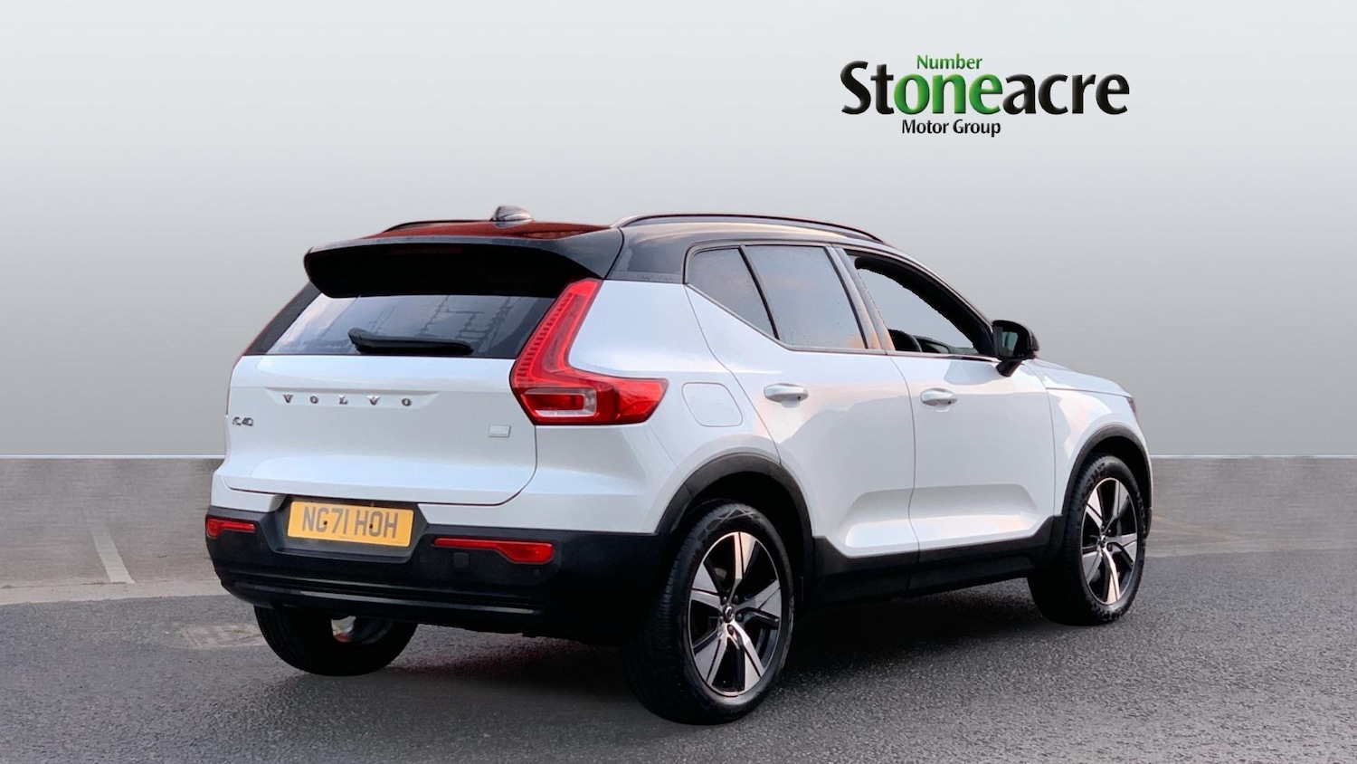 Used Volvo XC40 for sale - 77190761: Photo 2