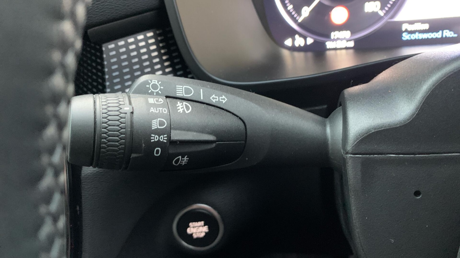 Used Volvo XC40 for sale - 77190761: Photo 20