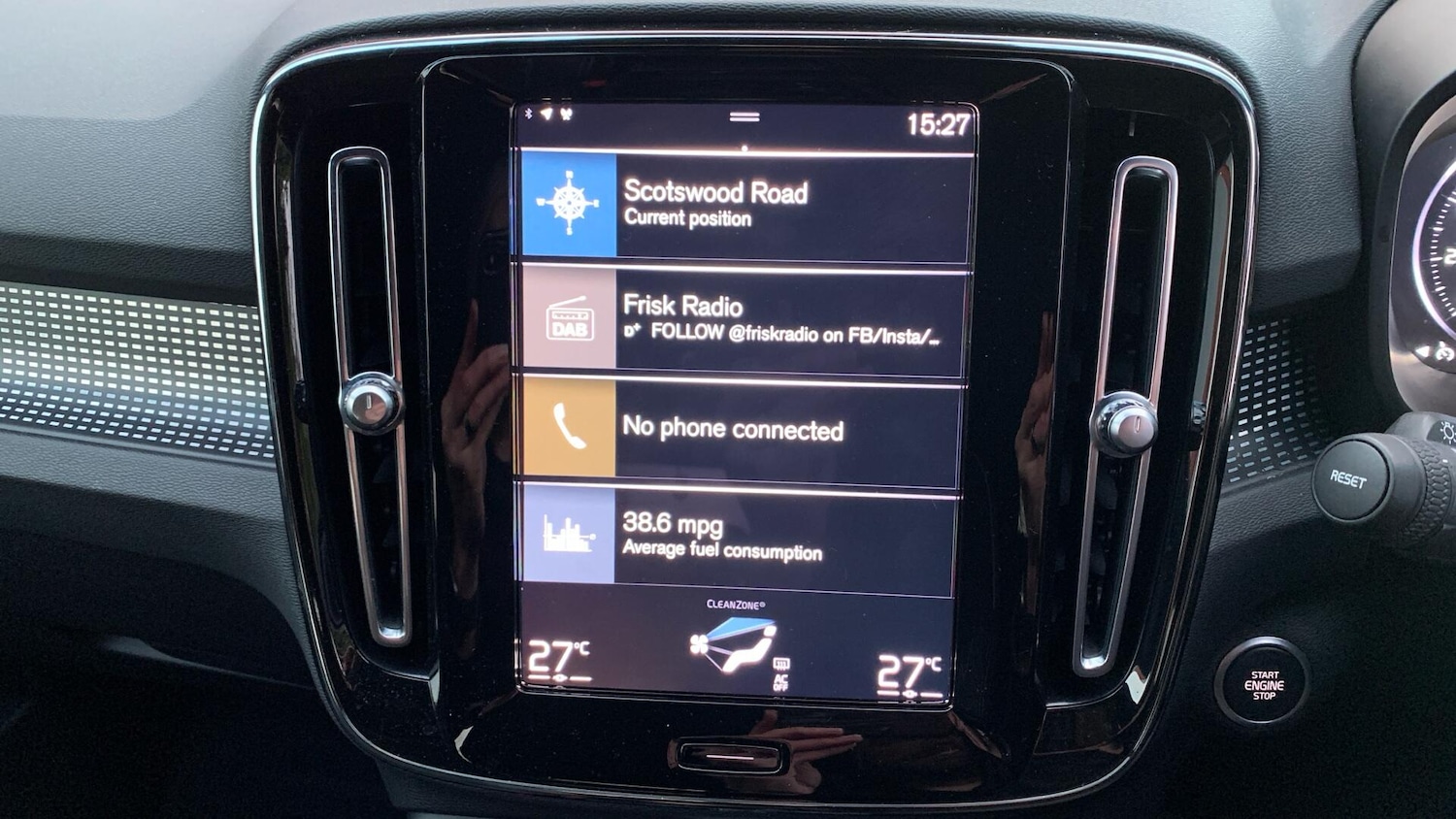 Used Volvo XC40 for sale - 77190761: Photo 25