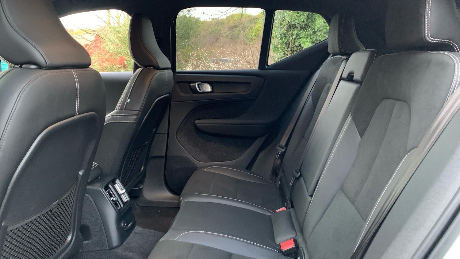 Used Volvo XC40 for sale - 77190761: Photo 33