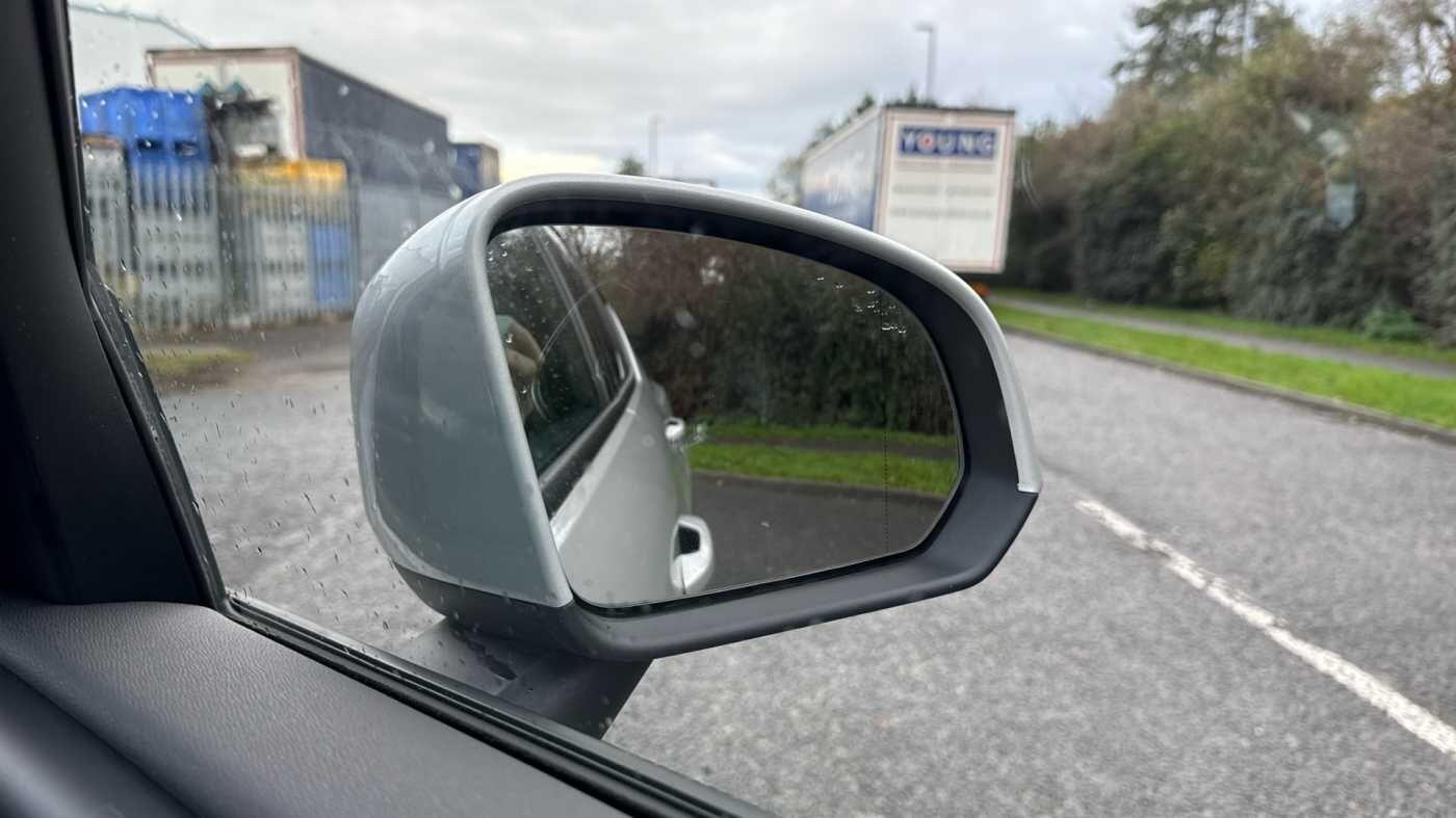 Used Volvo XC40 2022 for sale - 77564927: Photo 43