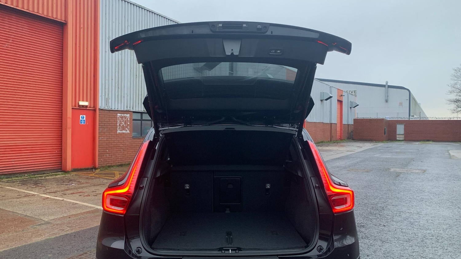 Used Volvo XC40 for sale - 77267163: Photo 13