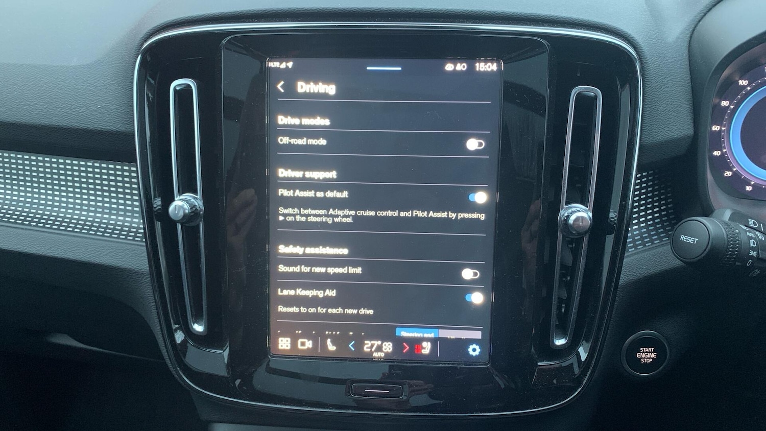 Used Volvo XC40 for sale - 77267163: Photo 17