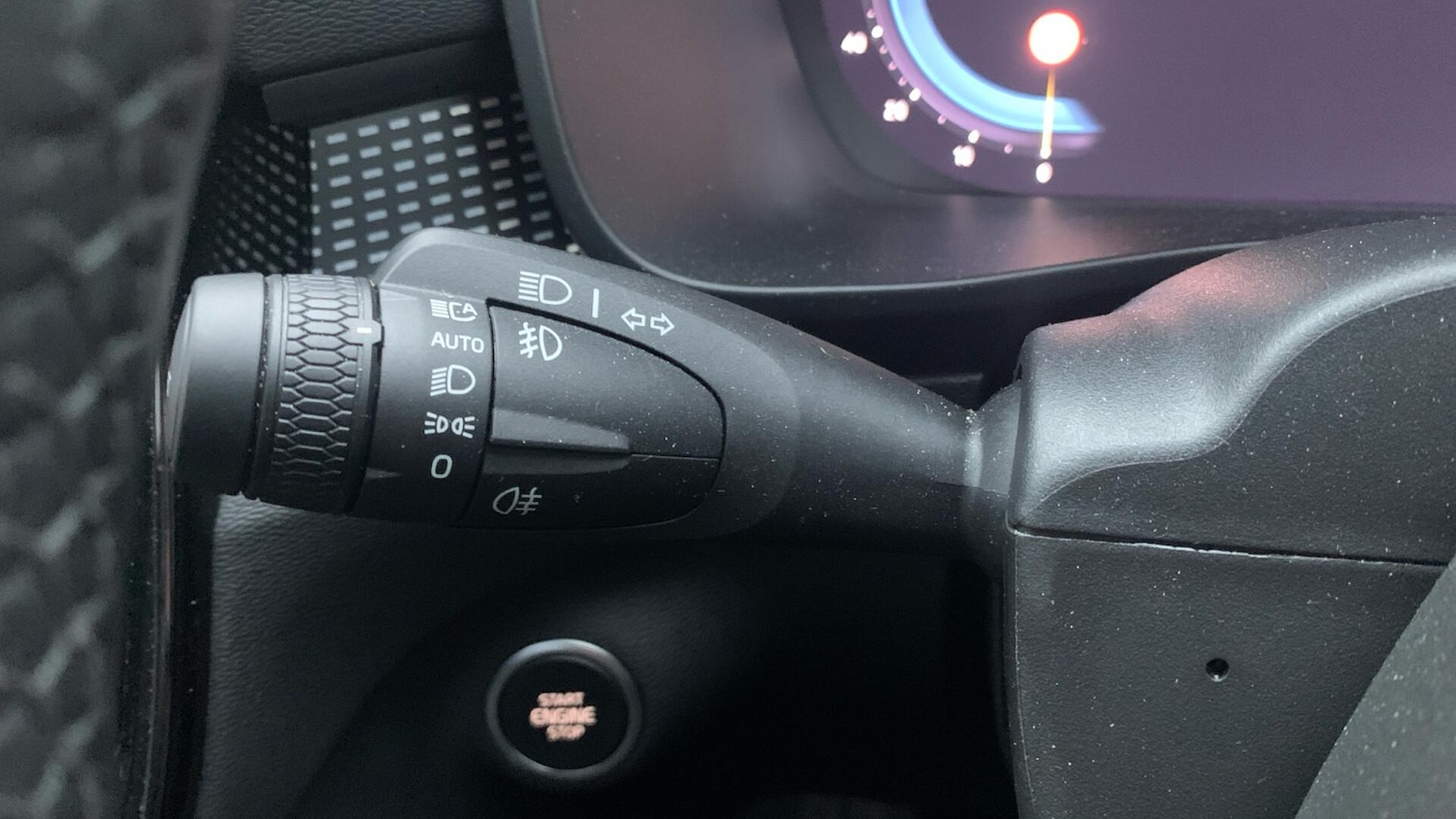 Used Volvo XC40 for sale - 77267163: Photo 20