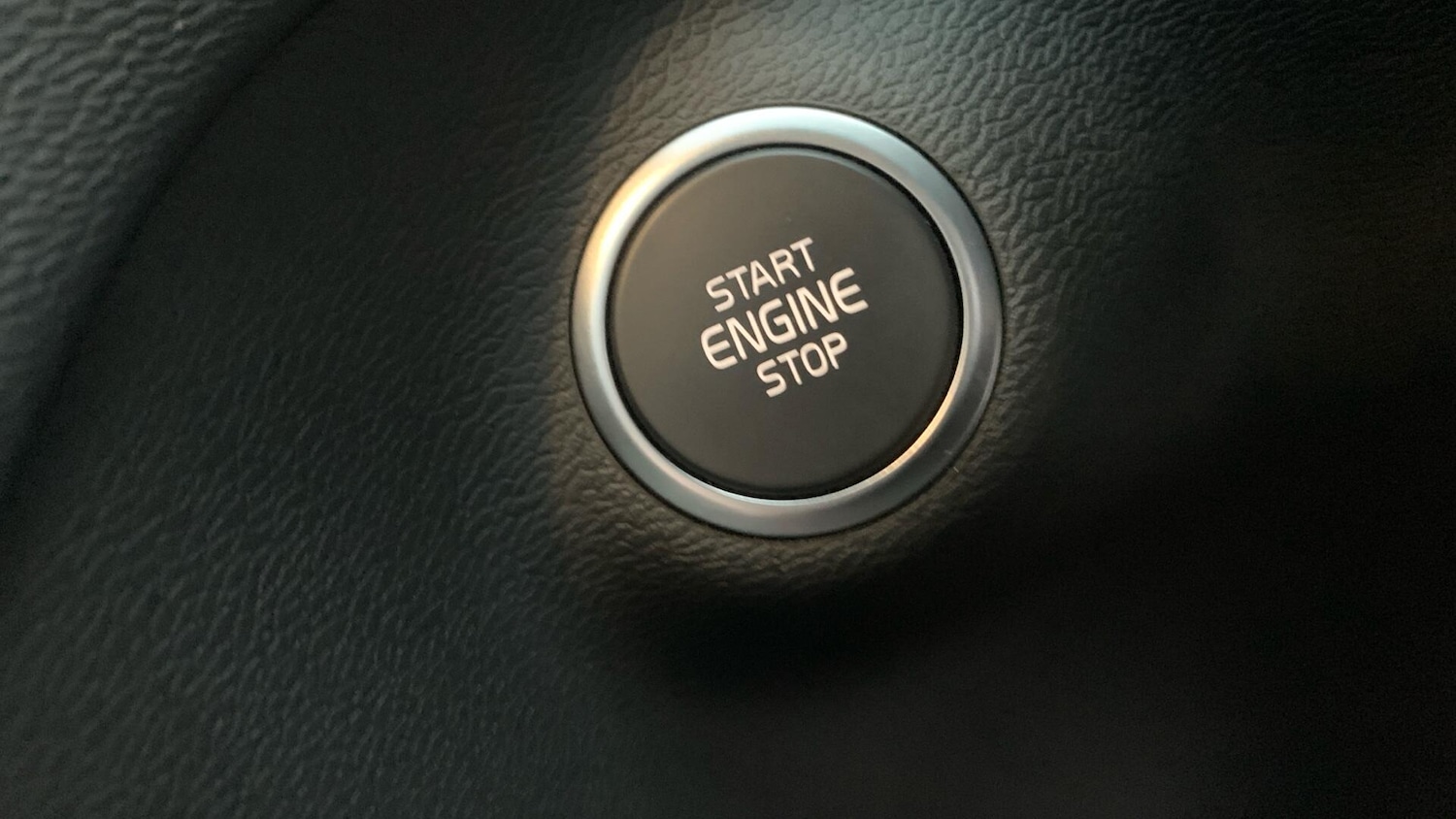 Used Volvo XC40 for sale - 77267163: Photo 27