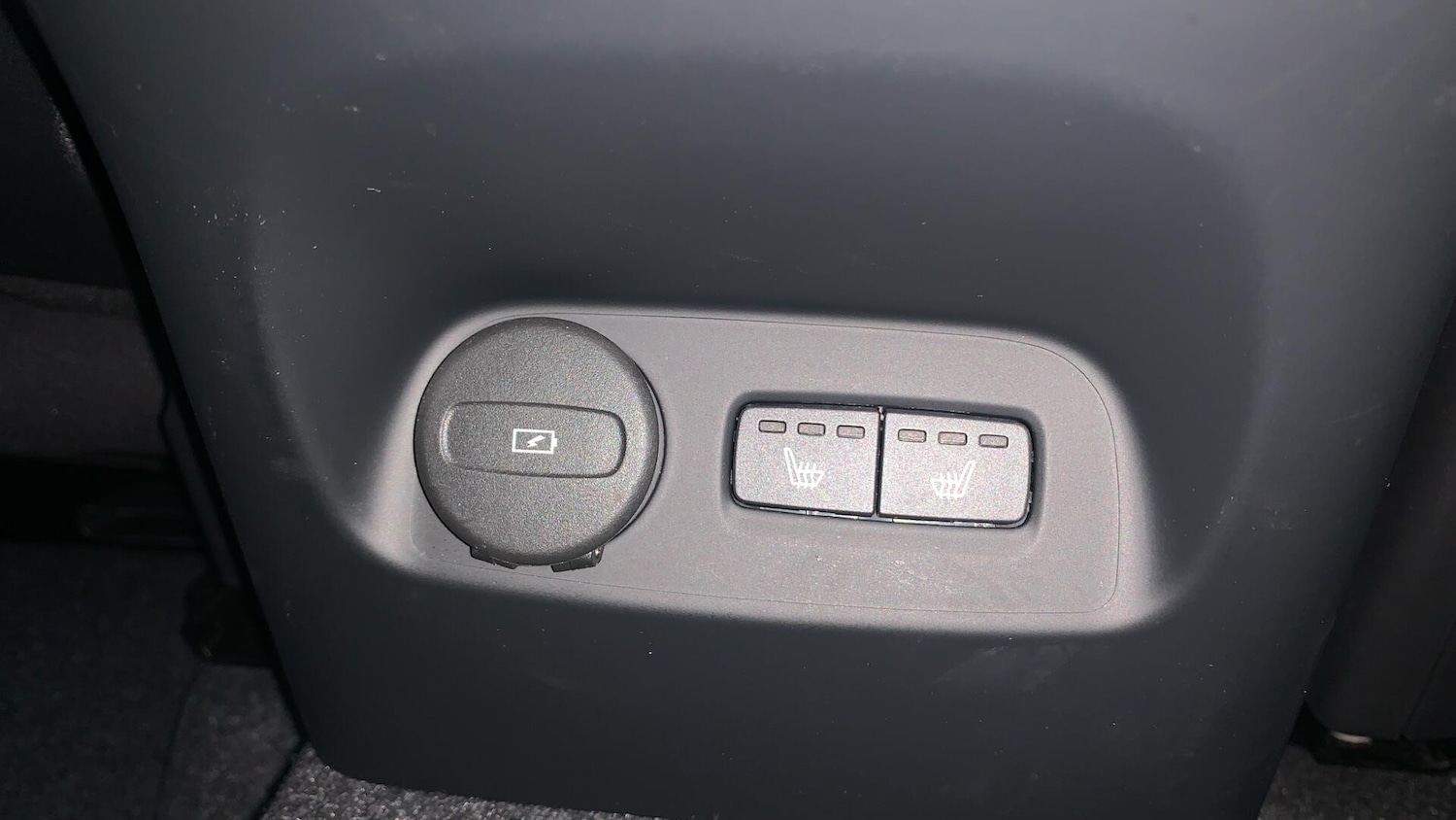 Used Volvo XC40 for sale - 77267163: Photo 36