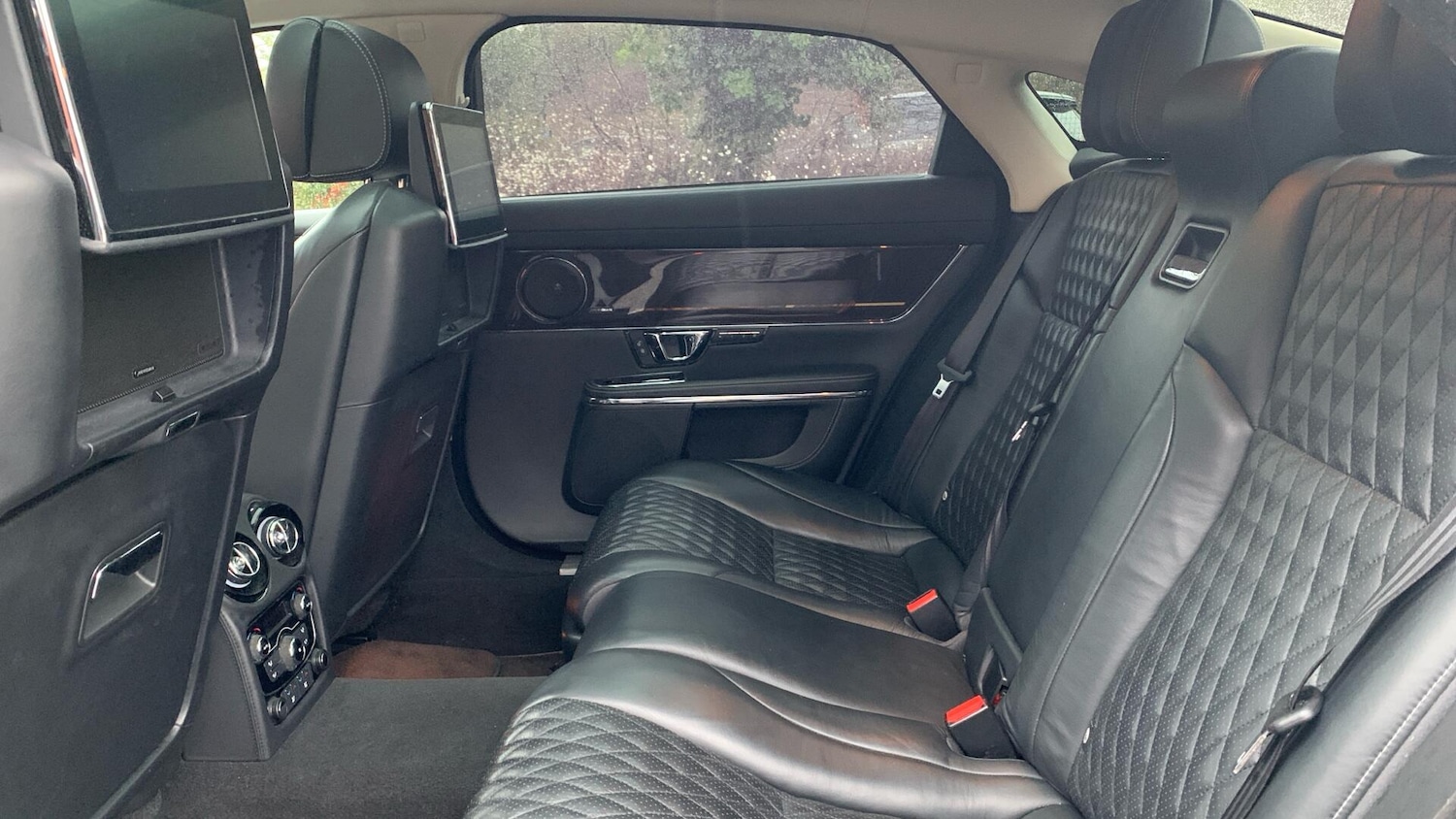 Used Jaguar XJ 2016 for sale - 76965178: Photo 33