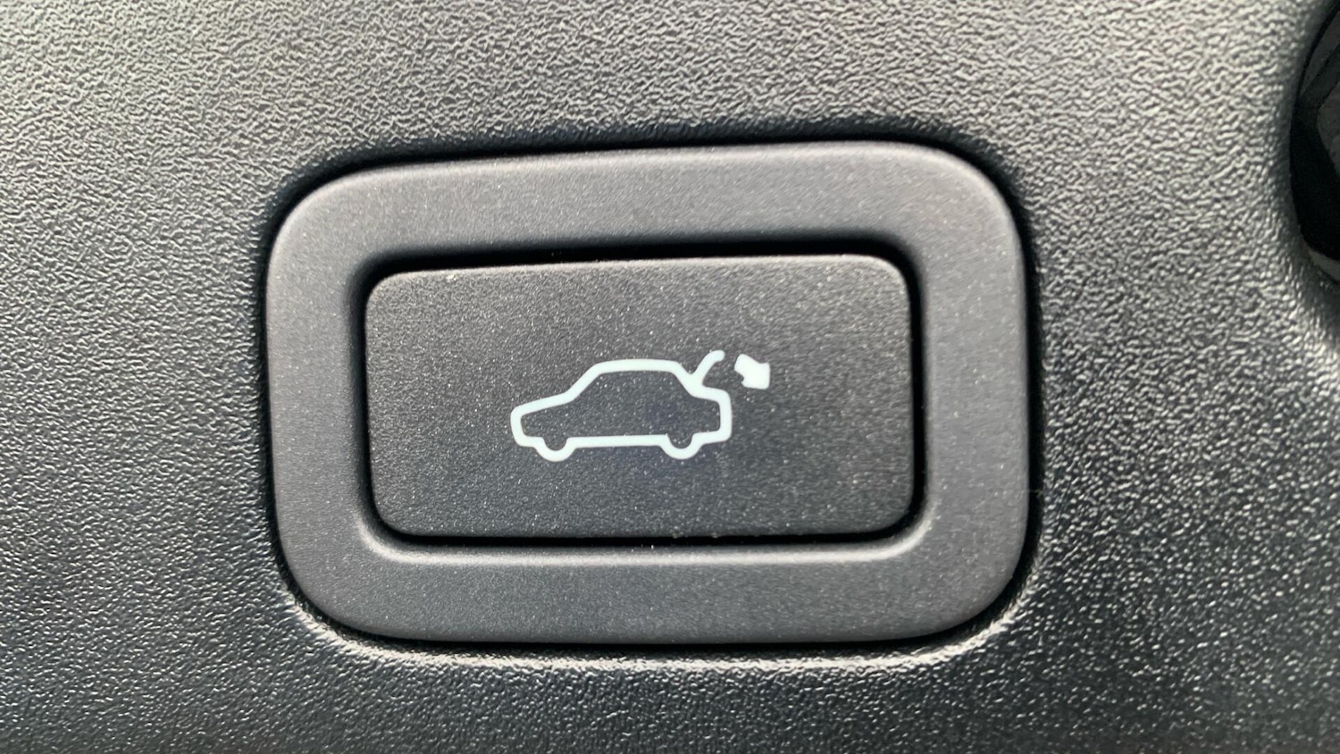 Used Jaguar XJ 2016 for sale - 76965178: Photo 35