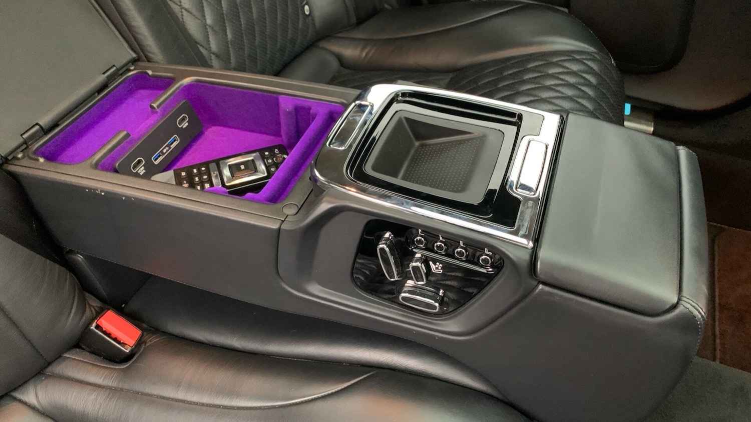 Used Jaguar XJ 2016 for sale - 76965178: Photo 39