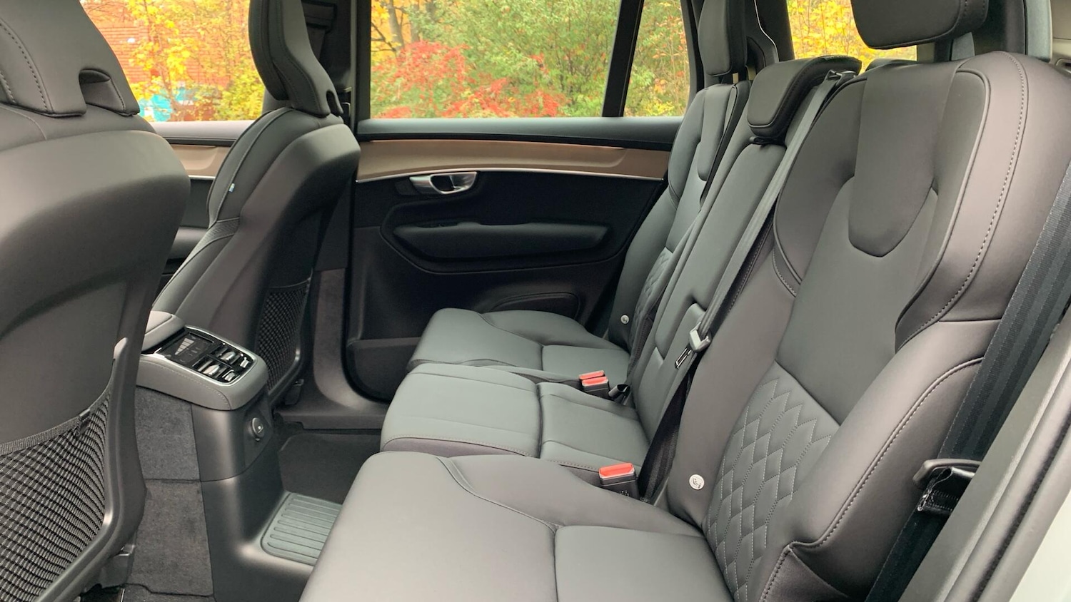 Used Volvo XC90 2025 for sale - 76965227: Photo 34