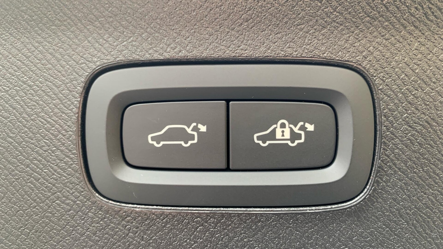 Used Volvo XC90 2025 for sale - 76965227: Photo 36