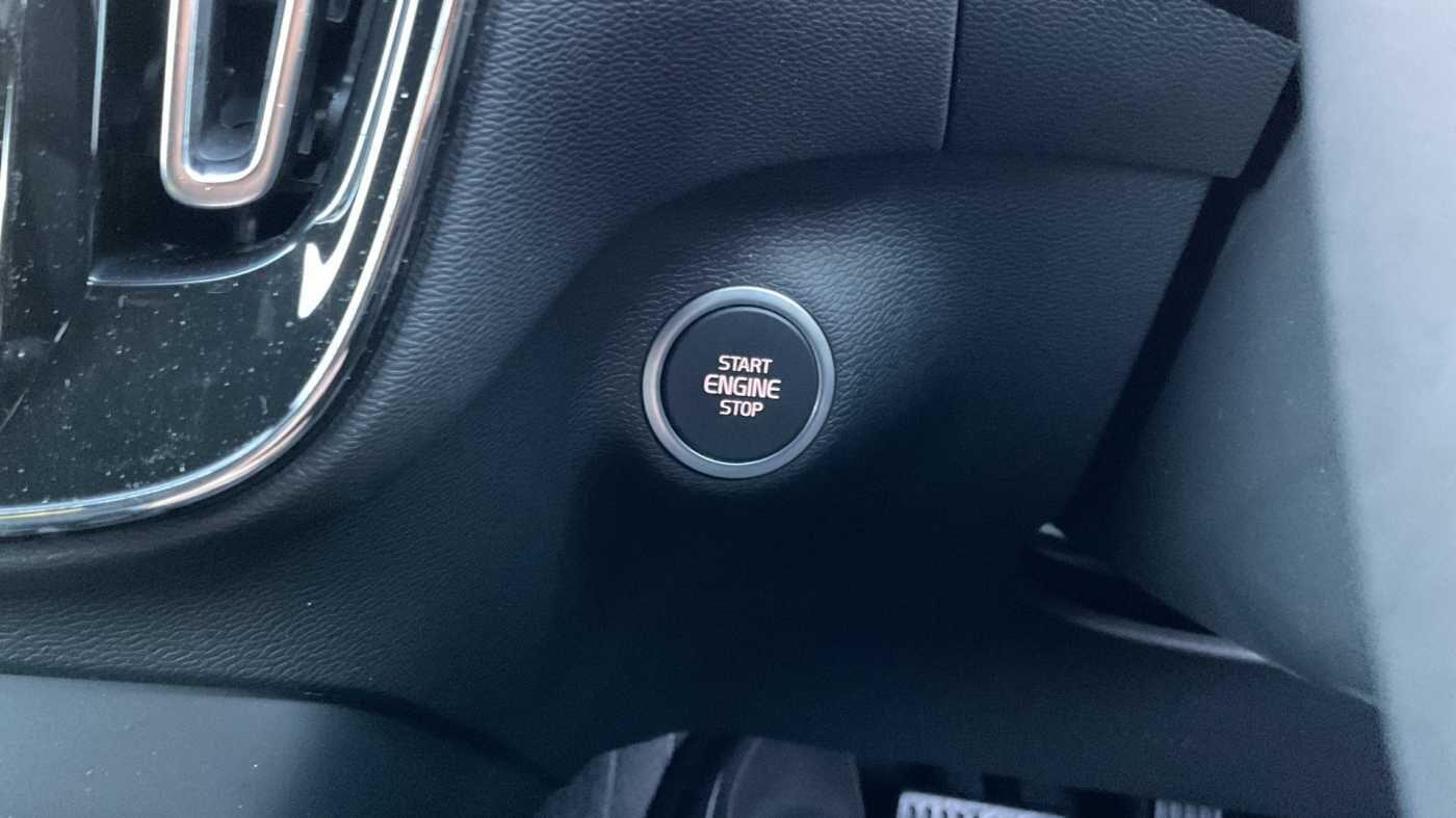 Used Volvo XC40 2025 for sale - 77202489: Photo 18