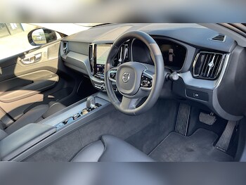 Used Volvo XC60 2024 for sale - 78416467: Photo