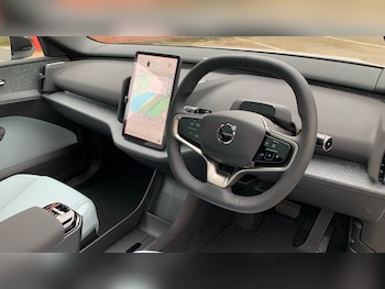 Used Volvo EX30 2025 for sale - 77040447: Photo