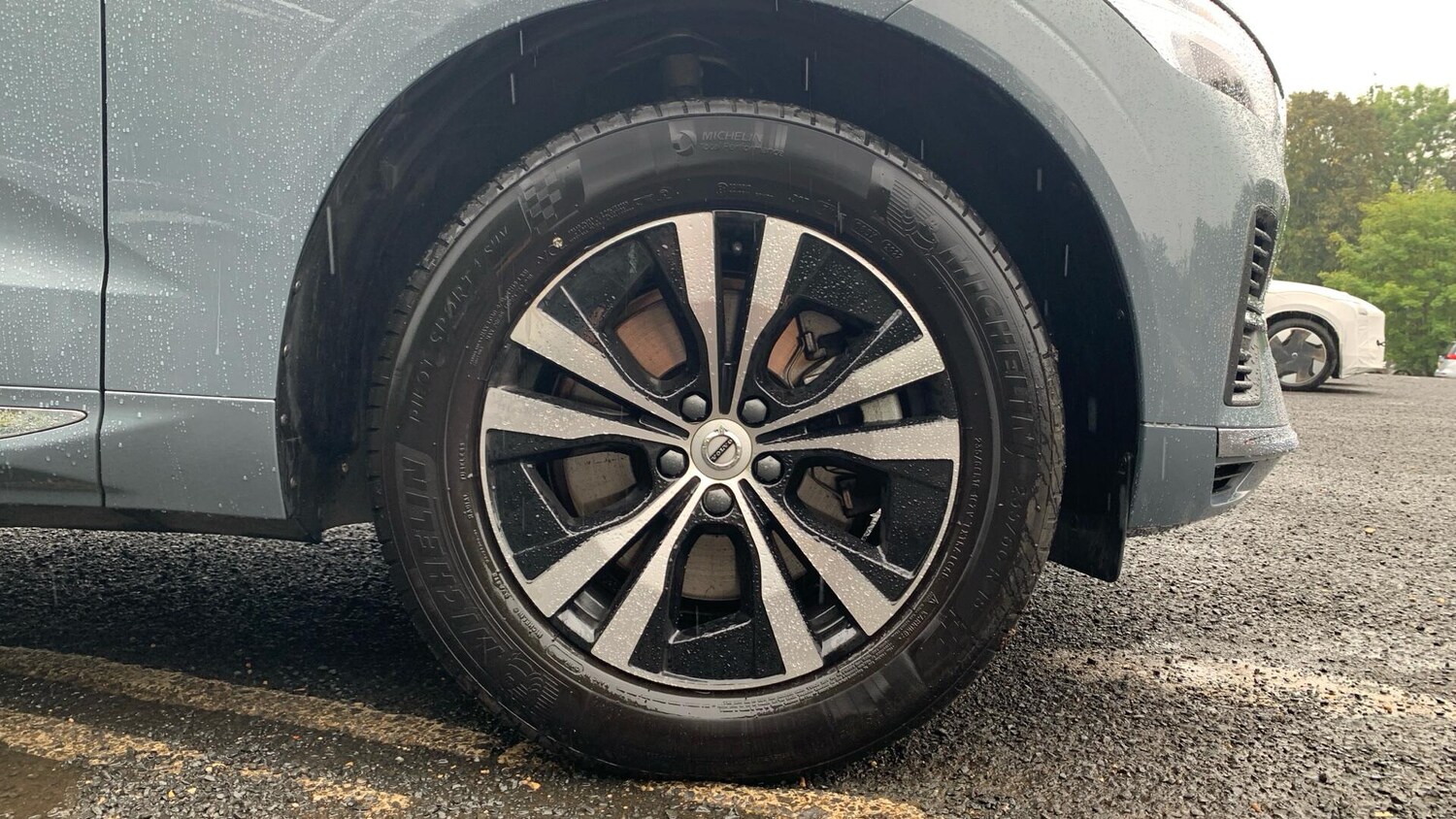 Used Volvo XC60 2023 for sale - 76084075: Photo 10