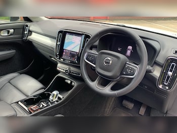 Used Volvo XC40 2023 for sale - 78661560: Photo