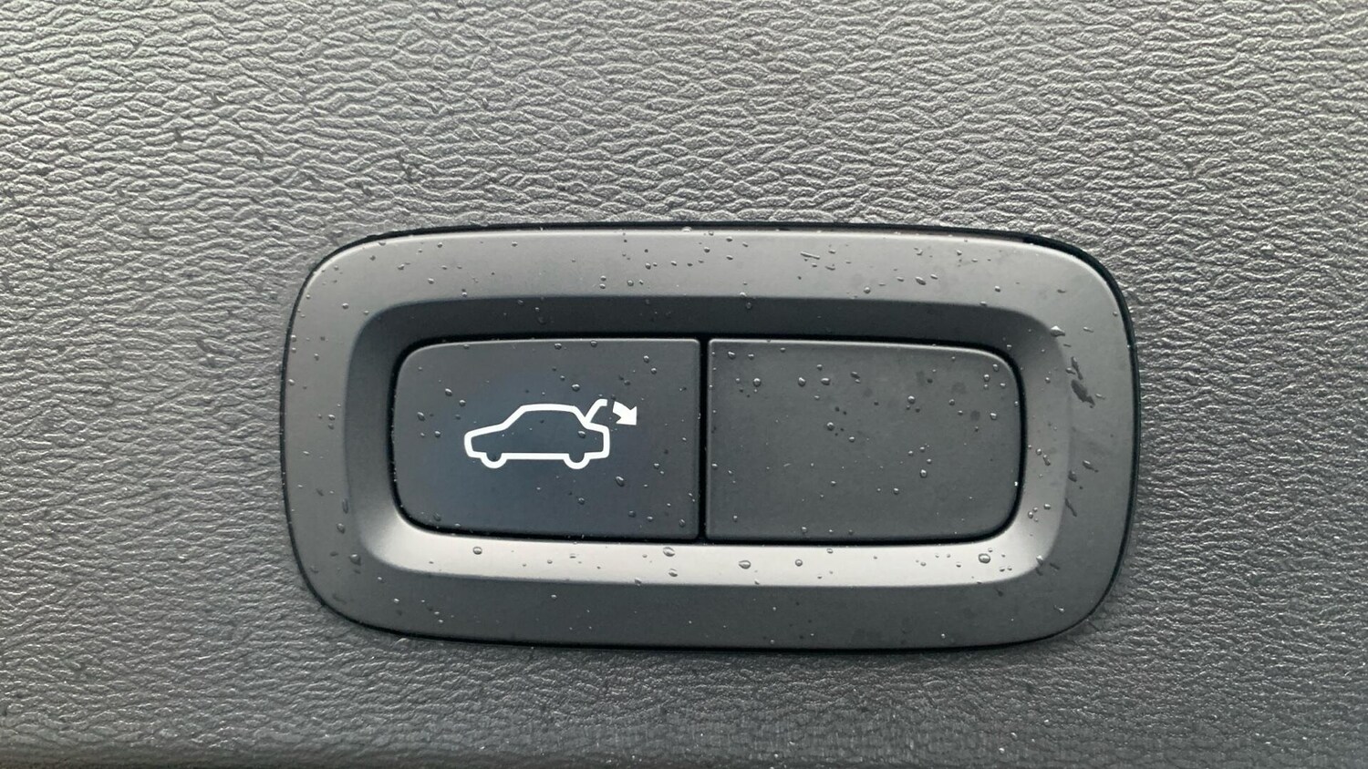 Used Volvo XC40 2022 for sale - 77469297: Photo 35