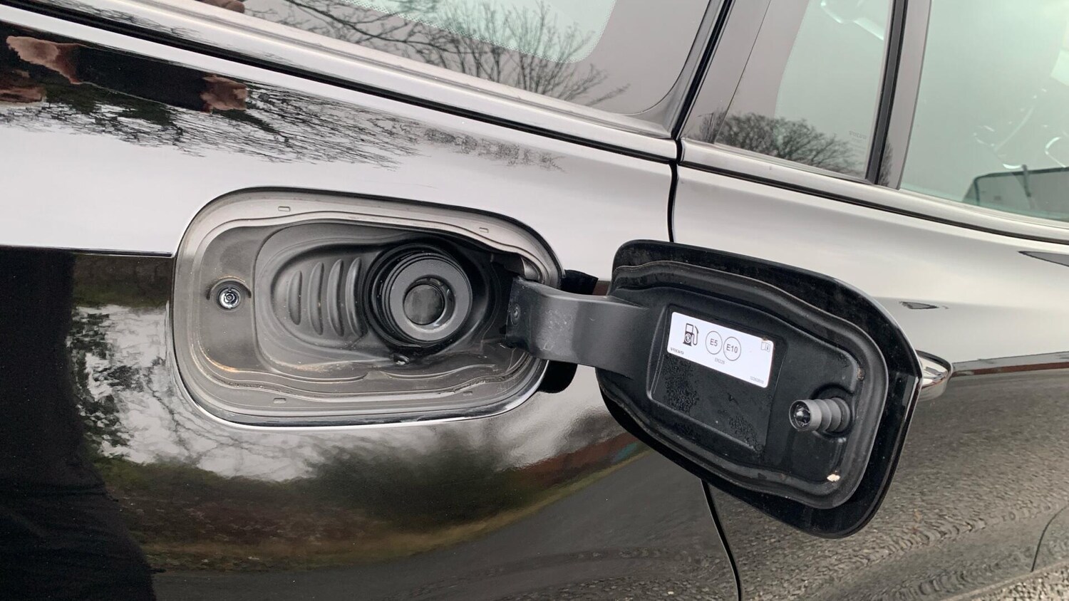 Used Volvo V60 for sale - 77376885: Photo 16