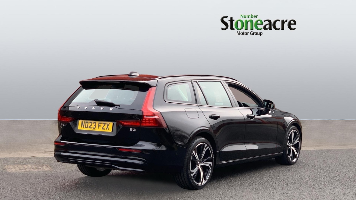 Used Volvo V60 for sale - 77376885: Photo 2