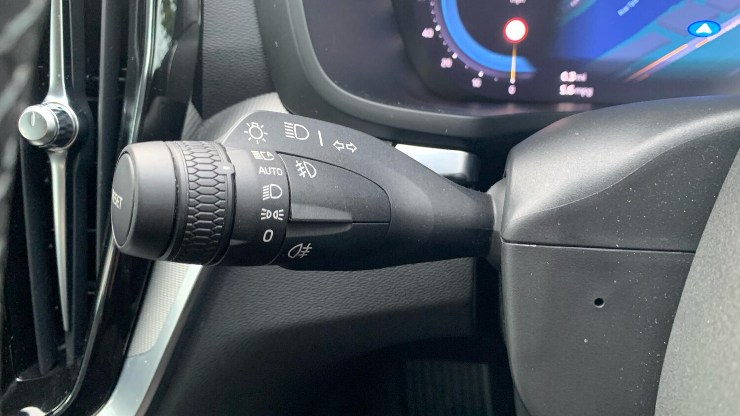 Used Volvo V60 for sale - 77376885: Photo 20