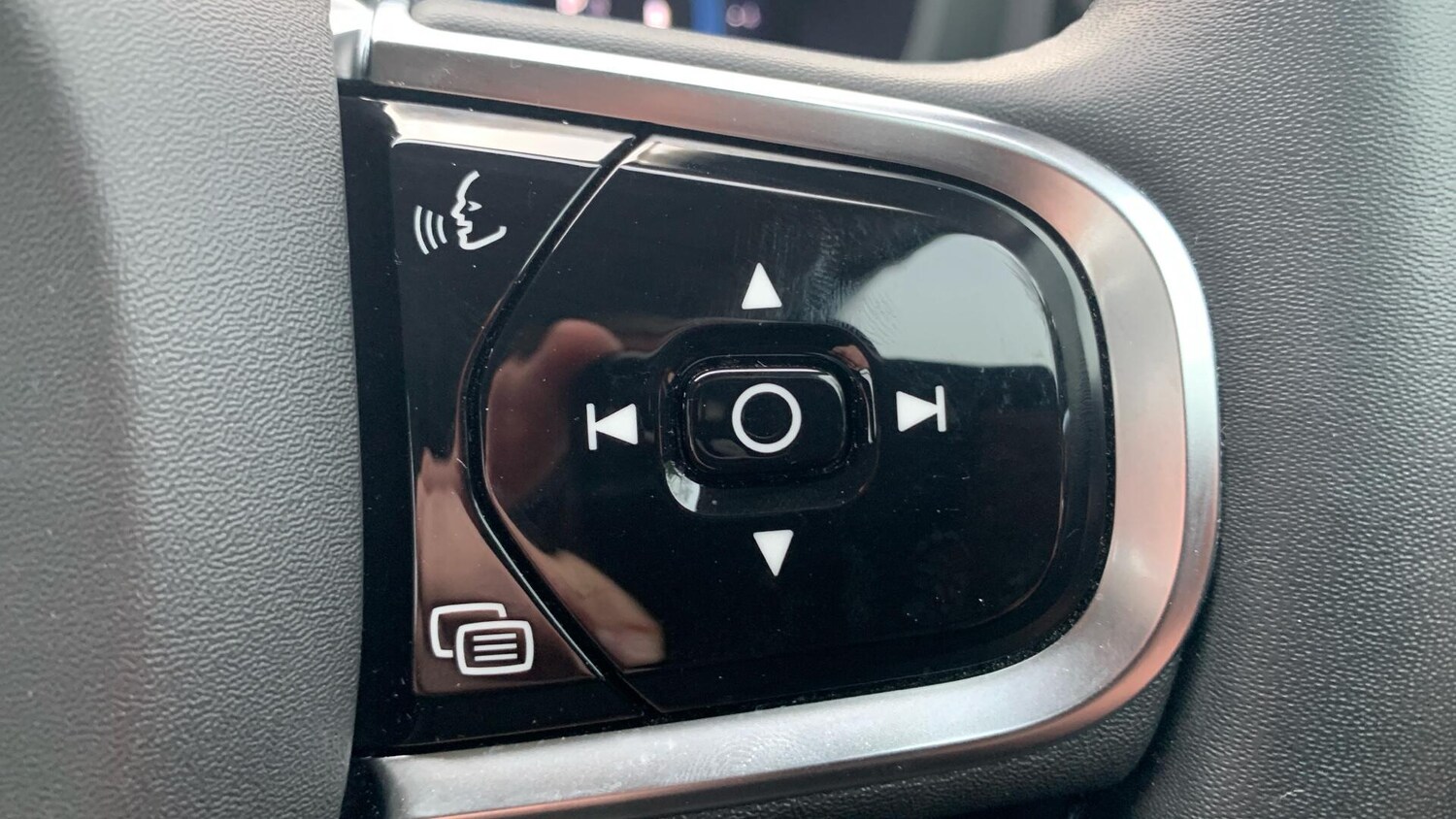 Used Volvo V60 for sale - 77376885: Photo 22