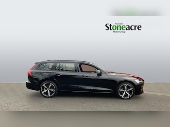 Used Volvo V60 2023 for sale - 77376885: Photo