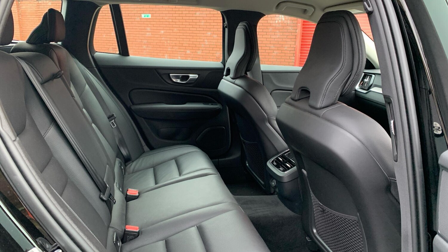 Used Volvo V60 for sale - 77376885: Photo 6