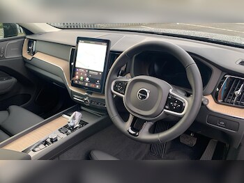 Used Volvo XC60 2026 for sale - 78404494: Photo