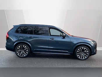 Used Volvo XC90 2025 for sale - 76886888: Photo