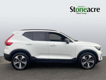 Used Volvo XC40 2026 for sale - 79847790: Photo