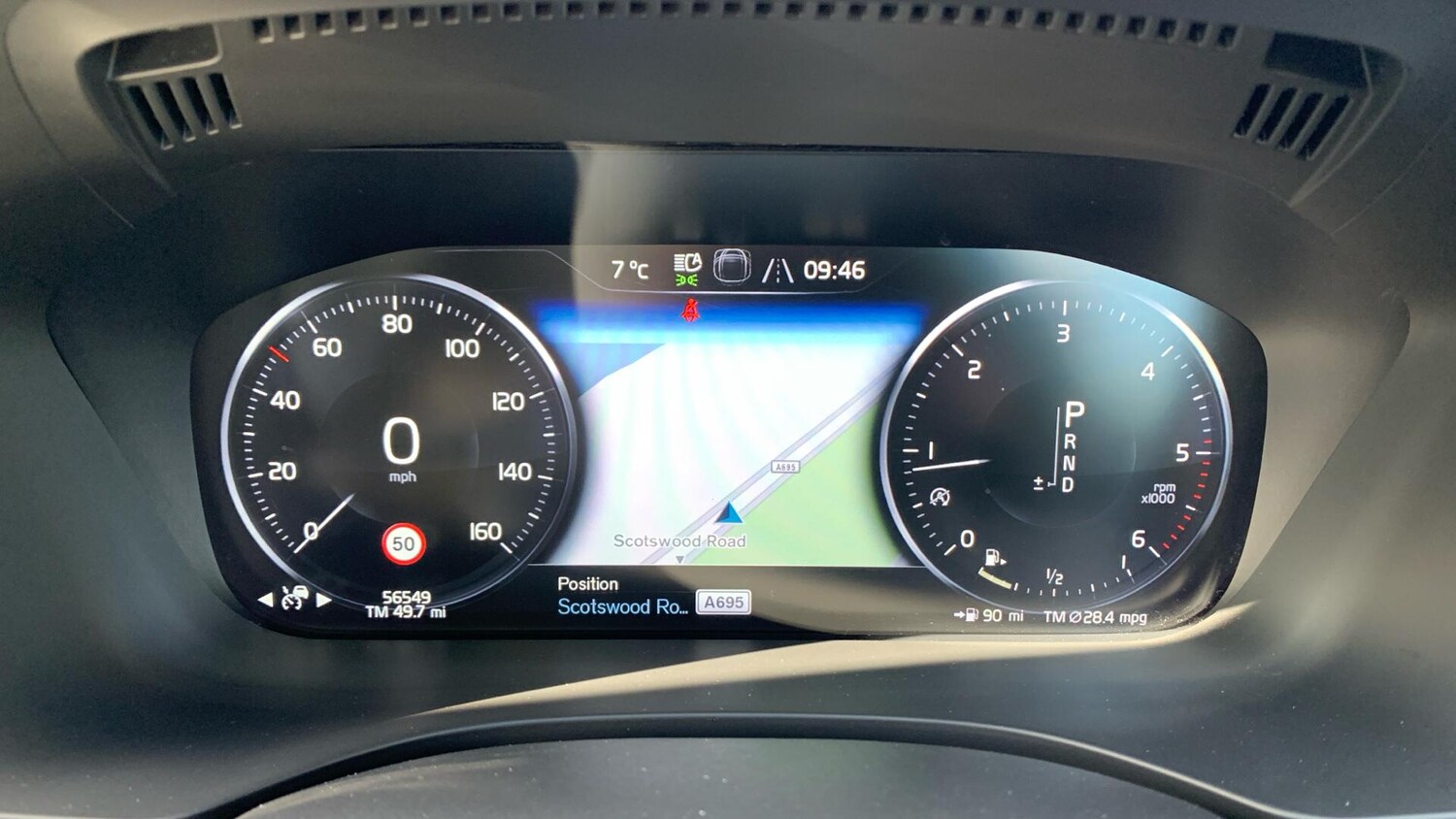 Used Volvo XC60 2018 for sale - 78020423: Photo 11