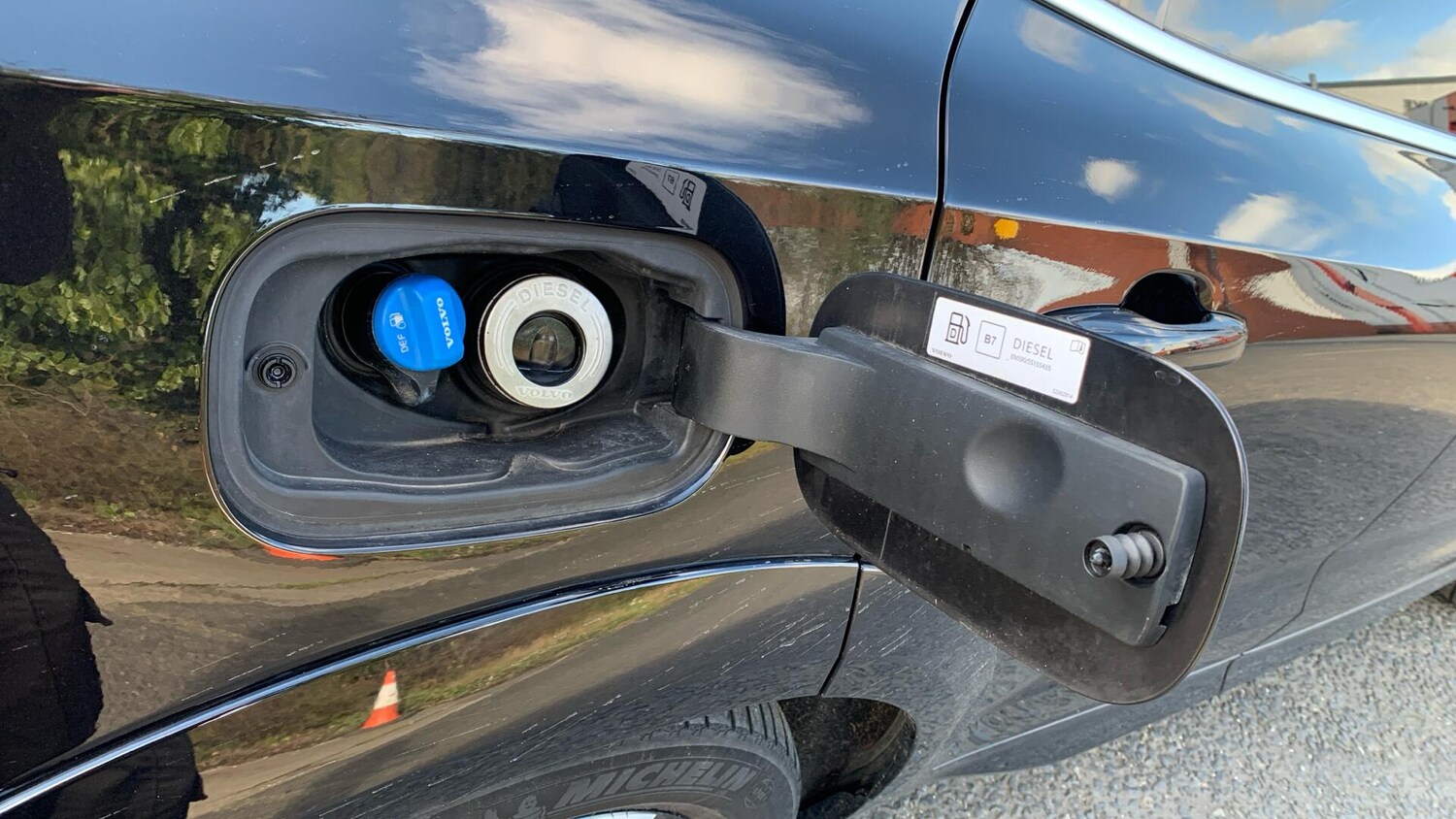 Used Volvo XC60 2018 for sale - 78020423: Photo 16