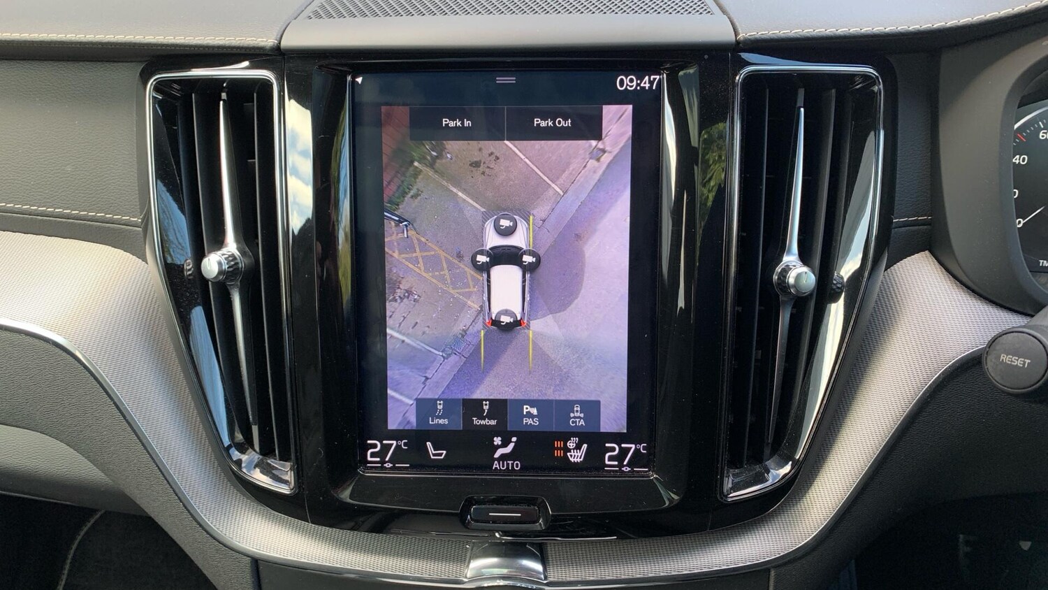 Used Volvo XC60 2018 for sale - 78020423: Photo 19