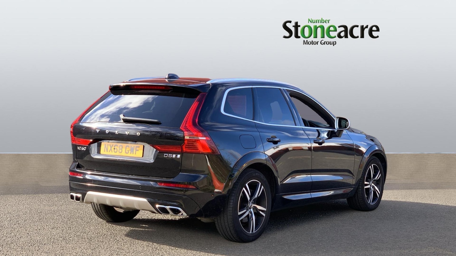 Used Volvo XC60 2018 for sale - 78020423: Photo 2