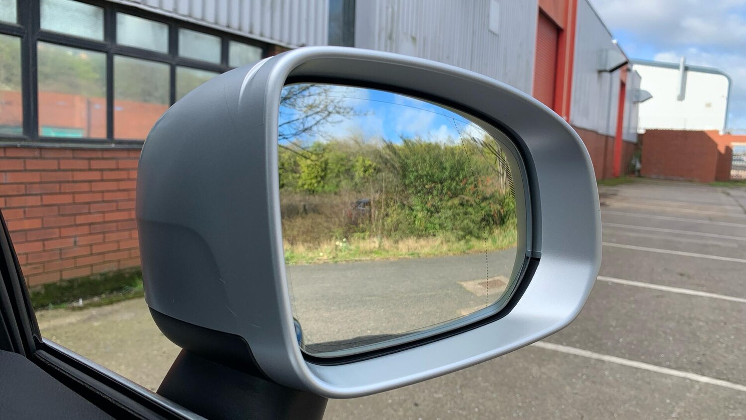 Used Volvo XC60 2018 for sale - 78020423: Photo 32