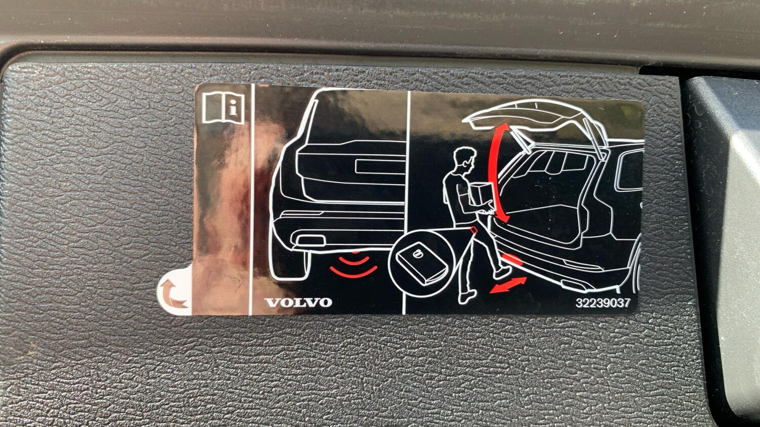 Used Volvo XC60 2018 for sale - 78020423: Photo 39